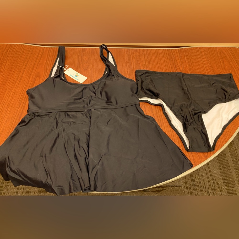 Brand New Women’s Tankini Set